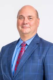 Entergy Chairman and CEO Leo Denault announces plans to retire in 2023