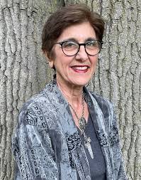 Julie Hurwitz's Instagram, Twitter & Facebook