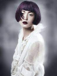 The Violet Look Technique Prelightened Using Enlightener Powder Lightener Uses Semicircular Sectioning And Fine Aveda Hair Color Short Hair Styles Aveda Hair