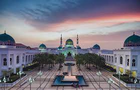 Talc 2017 albukhary international university malaysia alorsetar, albukhary international university alor setar malaysia, albukhary international university cfs orientation video, aiu albukhary international univerisity campus experience rushana part 15, albukhary international university my journey to aiu. Motac On Twitter Albukhary Mosque Is One Of The Most Impressive Landmarks In Alor Setar Kedah Mymotac Malaysiatrulyasia Senibudaya Visitmalaysia Https T Co 2tao4obbtw