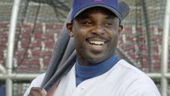 Everett enjoying honeymoon period in Texas