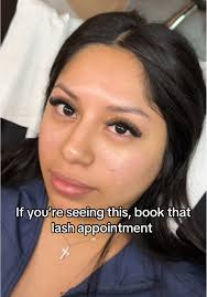 Cat Eye Hybrid Lashes 10-13mm in NYC