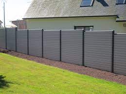 clotures occultante en materiaux composite amenagement jardin cloture cloture maison amenagement jardin devant maison