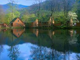 Maggie valley, north carolina october, 2006 maggie valley is a resort area situated in the great smoky mountains near the blue ridge parkway. Creekwood Village Resort Bewertungen Fotos Preisvergleich Maggie Valley Nc Tripadvisor