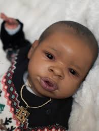 This is my version of the sweet dainty little Olivia Rose by Monica Kaye❤️  this sweet baby girl is approximately 18 inches, full arms and whole legs.  Such a sweet relaxed face