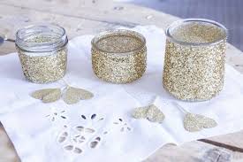 Mon Petit Doigt Et Vous Aussi Un Peu M A Dit Que Vous Etiez Tres Friands De Diy Parce Que Vous Adorez Passer Vos S Pots De Yaourt Deco Noel Photophore Noel