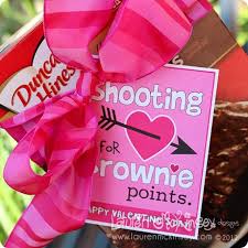 20 Simple Valentine Ideas Simplykierste Com Teacher Valentine Valentine Day Gifts Valentine Day Love
