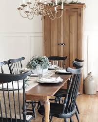 Windsor Chairs Farmhouse Dining Room Farmhouse Dining Room Dining Room Inspiration Dining Room Chairs