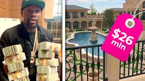 Smith a tour of his luxurious mansion in las vegas ahead of a boxing match against manny. Floyd Mayweather Gives Fans A Look At His 10 Million Las Vegas Estate