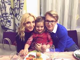 Личная жизнь, мужья и дети певицы. Glavnoe Vybrat Pravilnyj Filtr Deti Kristiny Orbakajte V Zabavnom Video Spletnik