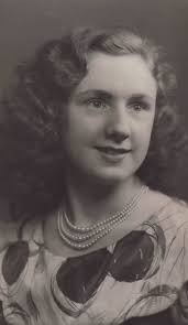 Gabrielle Mccann's Instagram, Twitter & Facebook