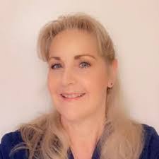 Shelley Bird's Instagram, Twitter & Facebook