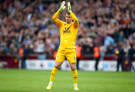 Heaton, 34 years, aston villa ranks 503 in the premier league market value 1 m check his profile, stats and in depth player analysis. Tom Heaton Upping His Aston Villa Recovery Express Star