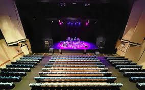 Photo � Loud�ac le Palais des congr�s ouvre ses portes au public le 24 ...