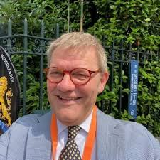 We are nr1..... well deserved 🥂🎉🍀