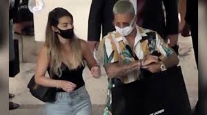 La joven se llama susana gómez y no es la primera vez que le toman fotos al lado de maluma ni que se dice que ella es la actual novia del cantante antioqueño. Maluma Se Fue De Compras Con Susana Gomez A Un Exclusivo Mall