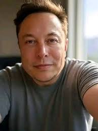 What comes to mind when you see me❤️🌹💯