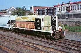 Mass Central # 1729 at Palmer MA: The GreatRails North American Railroad  Photo Archive