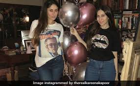 Kareena Kapoor Doesn T Like Dressing Up Can Make Jeans T Shirt Look Like Couture kareena kapoor doesn t like dressing up