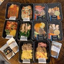 Eat To Evolve On Instagram Delivery Day Is The Best Day Who Agrees Healthy And Delicious Food Delivered Straight To Your In 2020 Foods Delivered Yummy Food Food