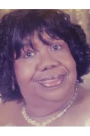 Daisy Phillips's Instagram, Twitter & Facebook