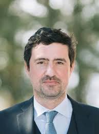 Coronavirus: face à la problématique des cotisations et des frais  d'inscription, chacun sa politique