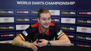 A fourth draw of the opening night! Pdc Dart Wm 2019 Dimitri Van Den Bergh Nach Erstrundensieg Youtube