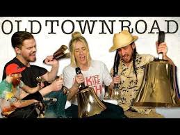 Old Town Road Walk Off The Earth Lil Nas X Billy Ray Cyrus Cover Youtube Walk Off The Earth Billy Ray Billy Ray Cyrus