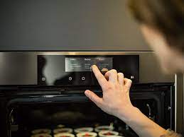 der back und bratassistent von neff er ubernimmt die optimale einstellung der heizart garzeit und temperatur