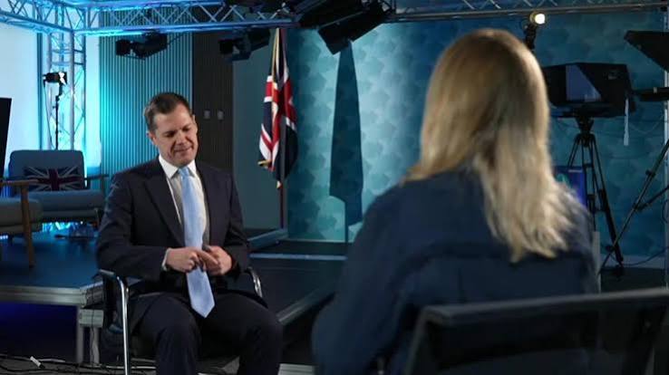 Jenrick tells BBC his defection to Reform not about personal ambition and will 'unite the right' - BBC News