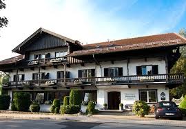 Ein energieautarkes haus ist unabhängig von der öffentlichen energieversorgung. Sehr Gemutliches Wochenende Im Alm Chalet Relais Chalet Wilhelmy Bad Wiessee Bewertungen Tripadvisor