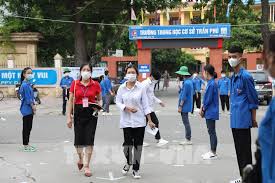 Thầy michael clarkson và cô trần thị ngọc bắc từ language link academic, sẽ đưa ra gợi ý đáp án và sáng 8/7, thí sinh làm bài thi tổ hợp khoa học tự nhiên (vật lý, hóa học, sinh học) và khoa học xã. X3p8rj7dmpwshm