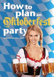 Planen Sie Ihre Eigene Oktoberfest Party Mit Dekor Menus Mode Musik Spielen Und Unterhalt Oktoberfest Party Oktoberfest Wiesn Essen