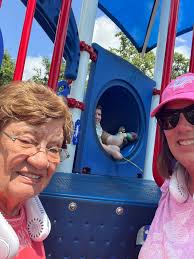 Morning walk at Freedom Lake Park! 1 sailboat out! wnst.PohtotslsSonar  Stprnmeater 미~ FREEDOM LAKE PARK