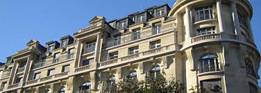 L'expertise d'une équipe de professionnels pour la vente en viager de votre appartement à paris et en paca. Un Viager Innovant Et Dynamique Pour Votre Assurance Vie