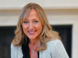 How Four Sisters Inns manages boutique hotels at scale (with CEO Tamara Mims )