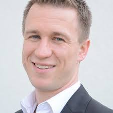 Alexander Kroll's Instagram, Twitter & Facebook