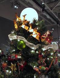 55 Beautiful Christmas Tree Topper Ideas Creative Christmas Trees Diy Christmas Tree Topper Christmas Tree Toppers