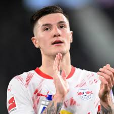 Benjamin Sesko breaks silence after Arsenal transfer collapse as new hint 