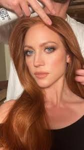 Ellen Gaughan (ellengaughan)