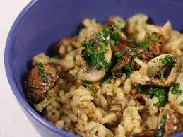 Written by sorin 26 septembrie 2016 15:29. Pilaf De Orez Cu Ciuperci