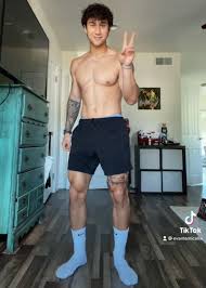 IG: @evanlamicella Evan Lamicella – @straightupguysinsocks on Tumblr