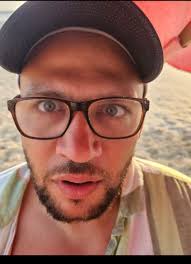 Can you see it? A reflection in the glass.