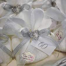 Quelli che generalmente vengono festeggiati sono i 15 anni, i 25, i 50 e i 60. Bomboniere Anniversario Matrimonio 60 Anni