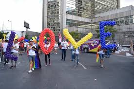 La movilización se realizará el próximo sábado 26 de junio de 2021 en la ciudad de méxico vía virtual, además organizaciones han preparado eventos especiales, los cuales se llevarán a cabo el 25, 26 y 27 de junio. Comunidad Lgbtiq Pide Igualdad De Derechos En El Desfile De La Diversidad Sexual Elperiodico De Guatemala