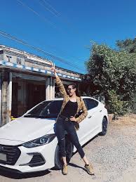 Mặc dù xảy ra sự cố nhỏ nhưng khánh vân đã clip: Crowned Miss Universe Vietnam 2019 But Nguyen Tran Khanh Van Is Still Attached To This Car Electrodealpro