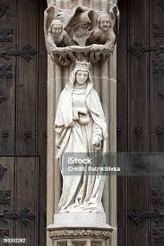 Statue Of Virgin Mary And Jesus Christ ...