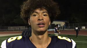 Darius Bedford's Instagram, Twitter & Facebook