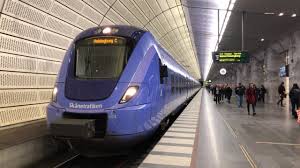 Vi har flera stora underhållskontrakt och utför underhåll i 19 depåer runt om i sverige, inräkna en egen depå för tungt underhåll och ombyggnation i motala. Triangeln Station Malmo Tag Trains Youtube