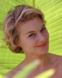 Hope Lange, 1963. #hopelange #portrait #orlandosuerophotography